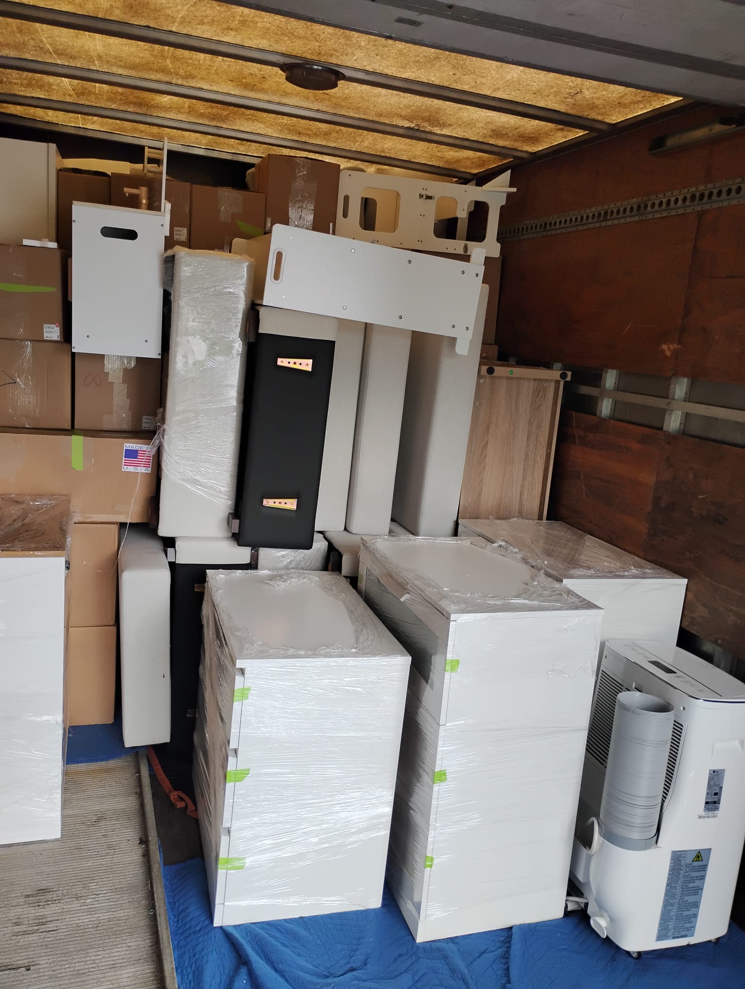 Loveport Moving & Delivery project photo 12